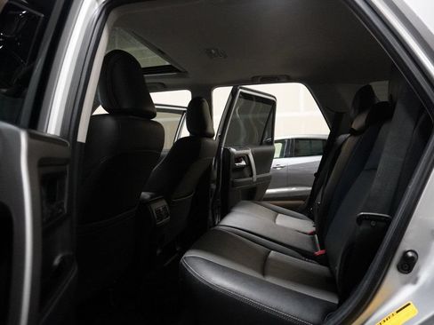 Used 2022 Toyota 4Runner SR5 Premium w/ Moonroof Package AWD/4WD image 16