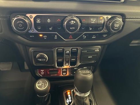 New 2025 Jeep Wrangler Unlimited Rubicon 392 image 39