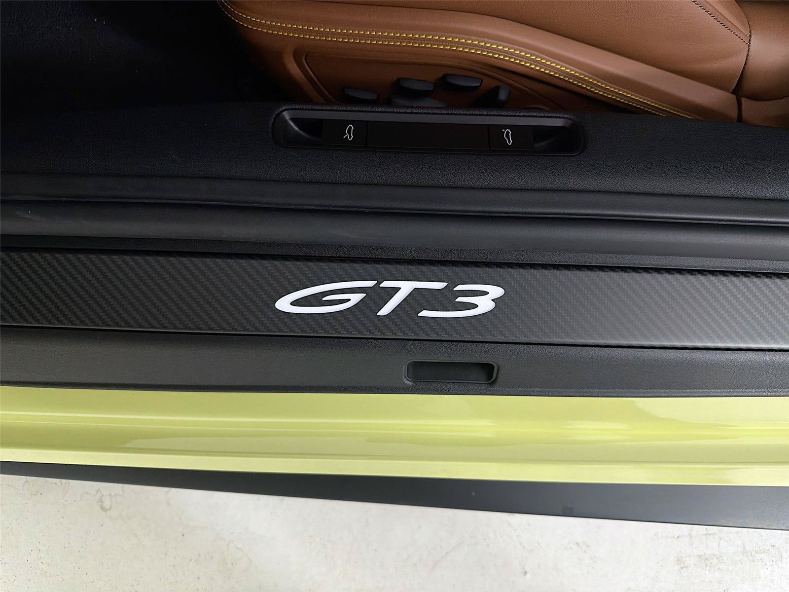Used 2026 Porsche 911 GT3 RWD image 10