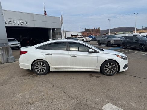 Used 2017 Hyundai Sonata Sport w/ Value Edition Package 02 image 6