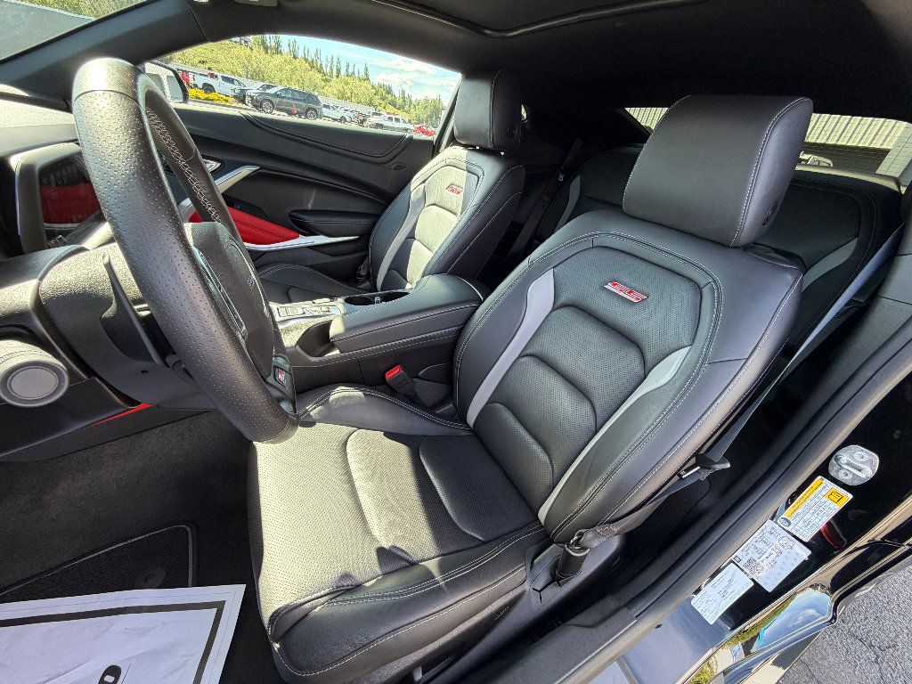 Used 2018 Chevrolet Camaro SS w/ LPO, Ground Effects Package RWD image 3