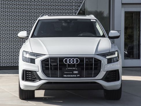 Certified 2023 Audi Q8 Premium Plus w/ Premium Plus Package image 32