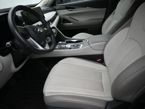 Used 2026 INFINITI QX60 Luxe w/ Cargo Package FWD image 12
