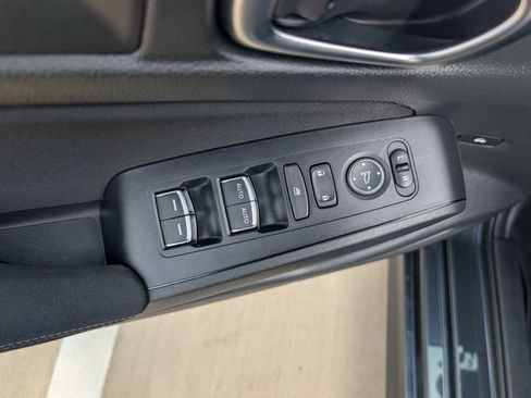 Used 2025 Honda Civic Sport image 19