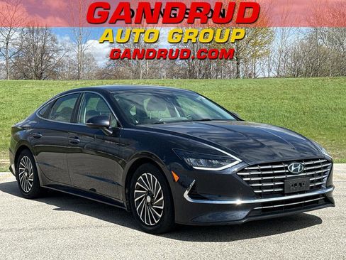 Used 2021 Hyundai Sonata SEL w/ Winter Weather Package FWD image 1