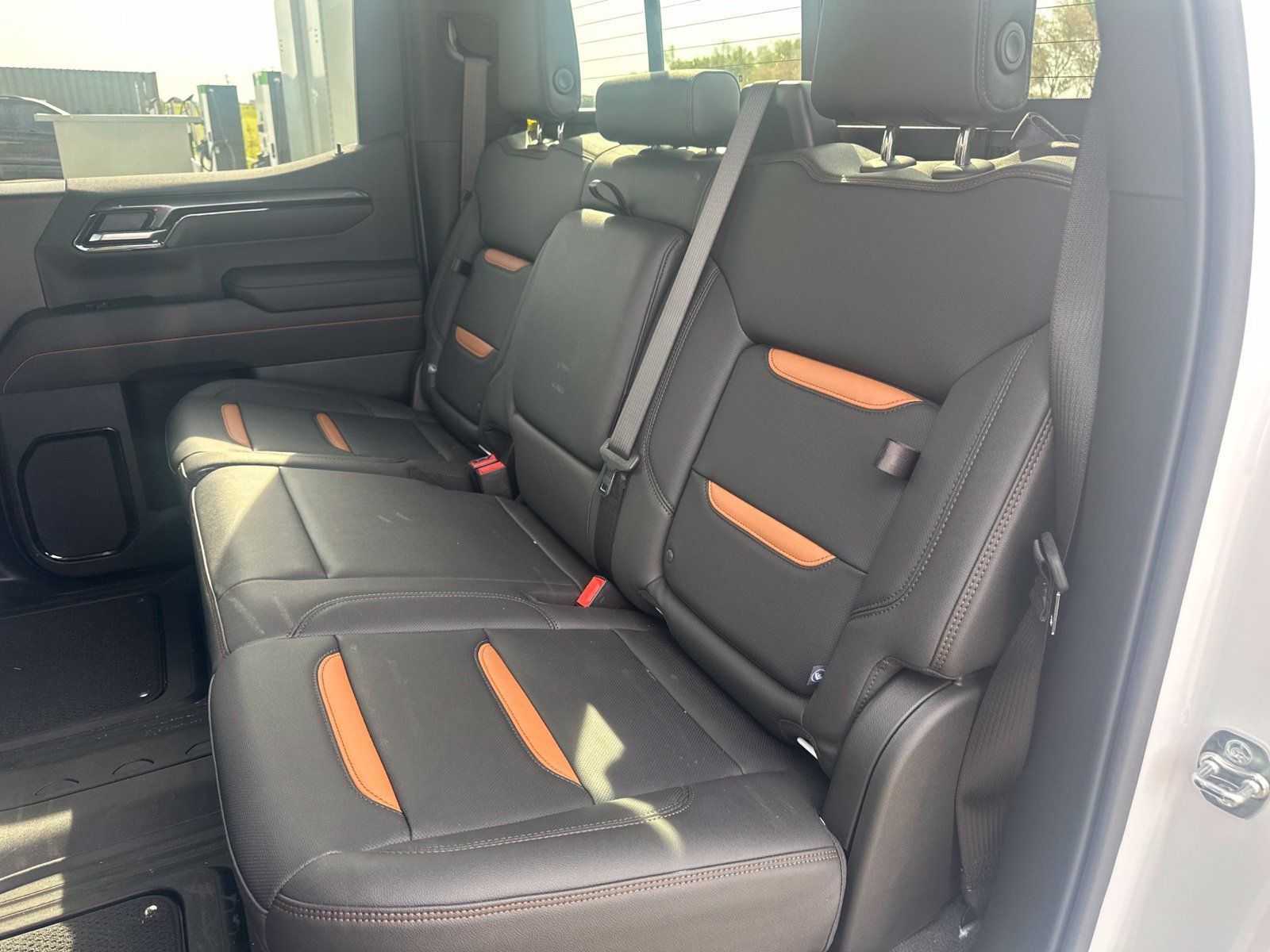 Used 2026 GMC Sierra 1500 AT4 w/ AT4 Premium Package AWD/4WD image 10