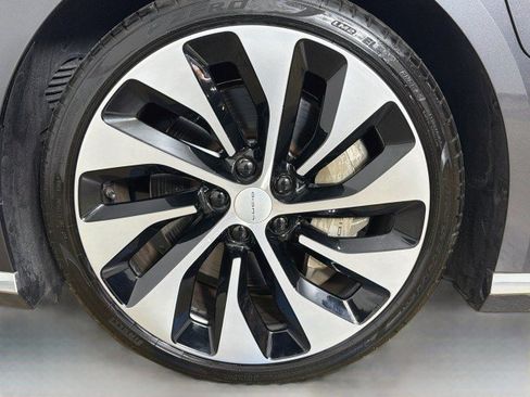 Used 2022 Lucid Air Grand Touring AWD/4WD image 28
