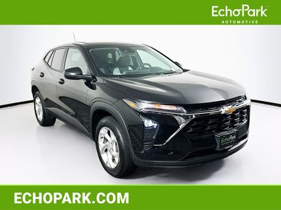 Used 2025 Chevrolet Trax LS w/ LS Convenience Package