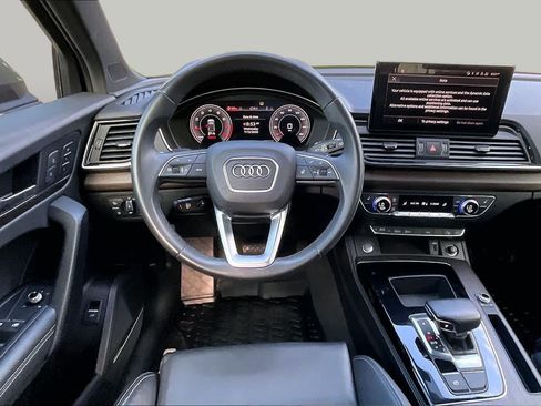 Used 2023 Audi Q5 2.0T Premium Plus w/ Premium Plus Package AWD/4WD image 6