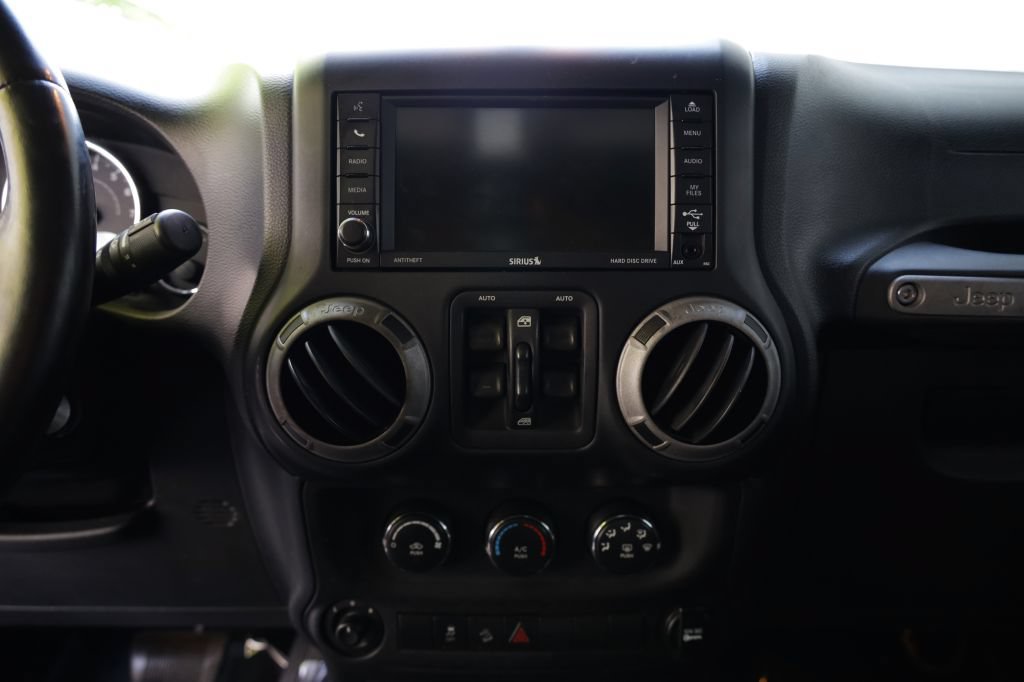 Used 2014 Jeep Wrangler Unlimited Sport w/ Quick Order Package 24S AWD/4WD image 23