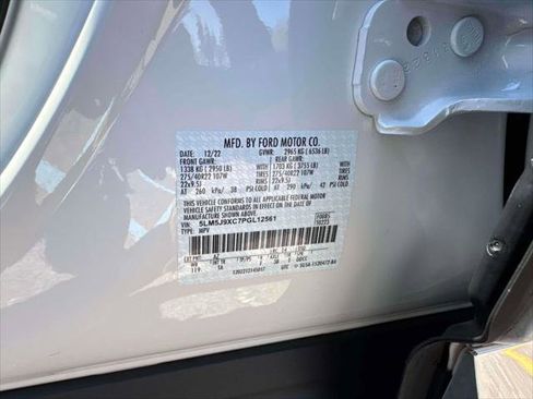 Used 2023 Lincoln Aviator Black Label AWD/4WD image 13