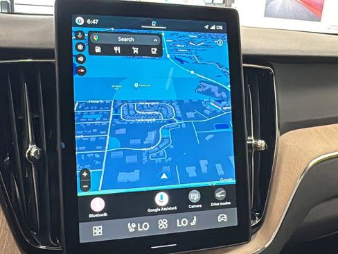 New 2026 Volvo XC60 B5 Plus w/ Climate Package image 16