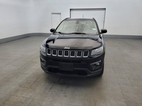 Used 2018 Jeep Compass Latitude w/ Popular Equipment Group AWD/4WD image 15