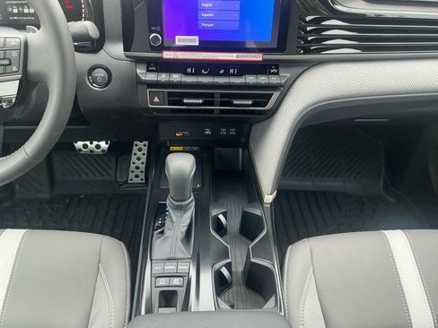 New 2026 Toyota Camry SE image 12