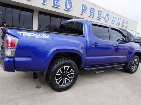 Used 2023 Toyota Tacoma TRD Sport image 6