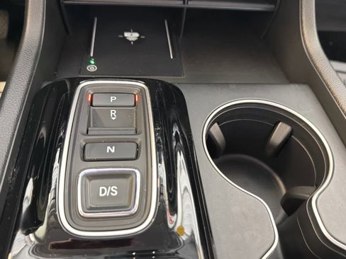 Used 2025 Honda Pilot EX-L image 46
