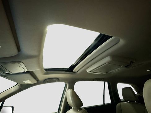 Used 2019 Honda Pilot Touring image 25