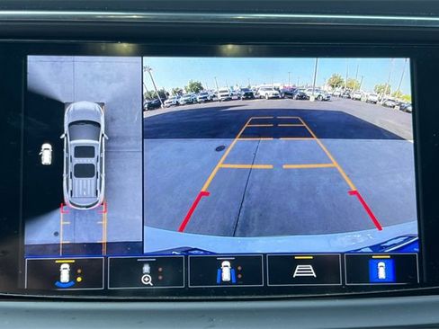 Used 2024 Buick Enclave Premium image 29