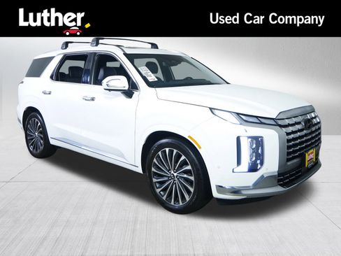 Used 2025 Hyundai Palisade Calligraphy image 1