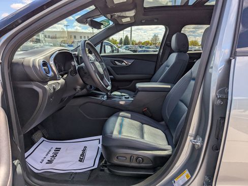 Certified 2023 Chevrolet Blazer RS w/ Driver Confidence II Package image 12