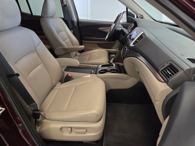 Used 2017 Honda Ridgeline RTL image 16