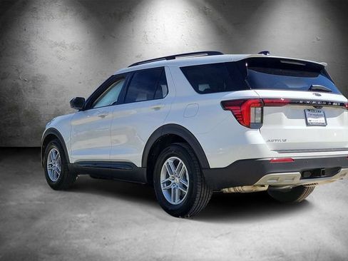 New 2026 Ford Explorer Active w/ Active Comfort Package RWD image 4