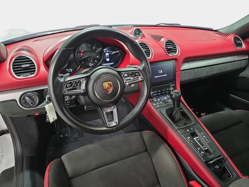 Certified 2022 Porsche 718 Boxster Spyder RWD image 12