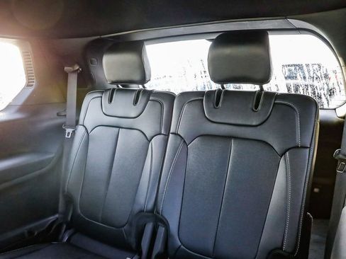 Certified 2024 Jeep Grand Cherokee L Limited w/ Luxury Tech Group II image 24