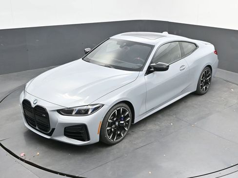 New 2026 BMW M440i Coupe RWD image 28