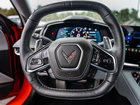 Used 2020 Chevrolet Corvette Stingray Premium Cpe w/ 3LT Preferred Equipment Group image 18