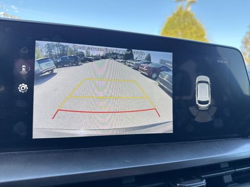 Used 2023 Kia Telluride S image 12