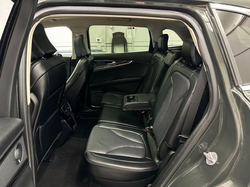 Used 2022 Lincoln Nautilus Reserve w/ Equipment Group 201A image 26