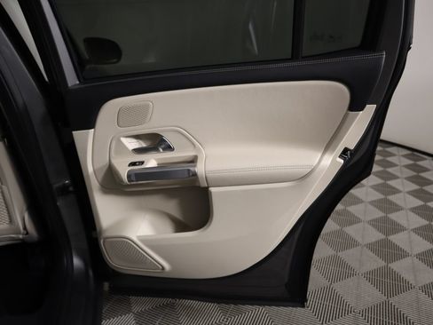 Certified 2026 Mercedes-Benz GLB 250 image 28