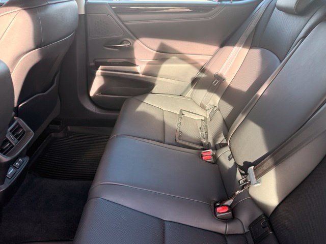 Used 2019 Lexus ES 350 w/ Premium Package FWD image 14