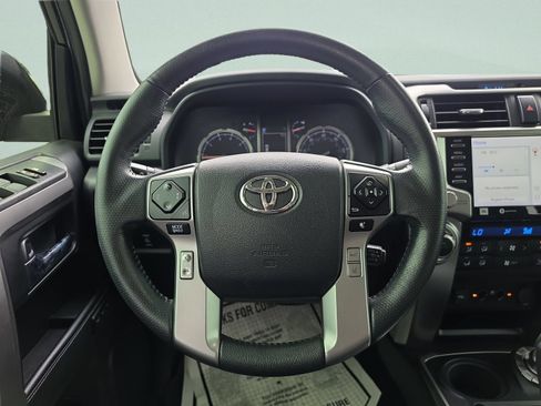 Used 2021 Toyota 4Runner Limited AWD/4WD image 20