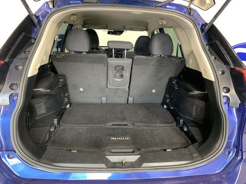 Used 2020 Nissan Rogue S w/ Special Edition Package AWD/4WD image 34