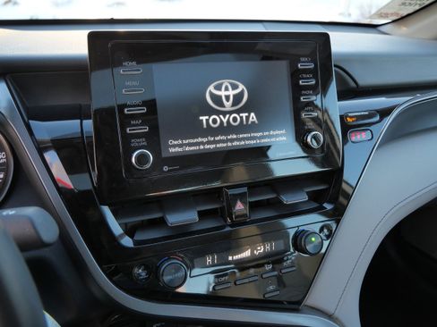 Certified 2024 Toyota Camry SE image 23