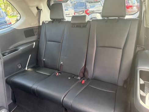 Used 2026 Toyota Grand Highlander AWD image 23
