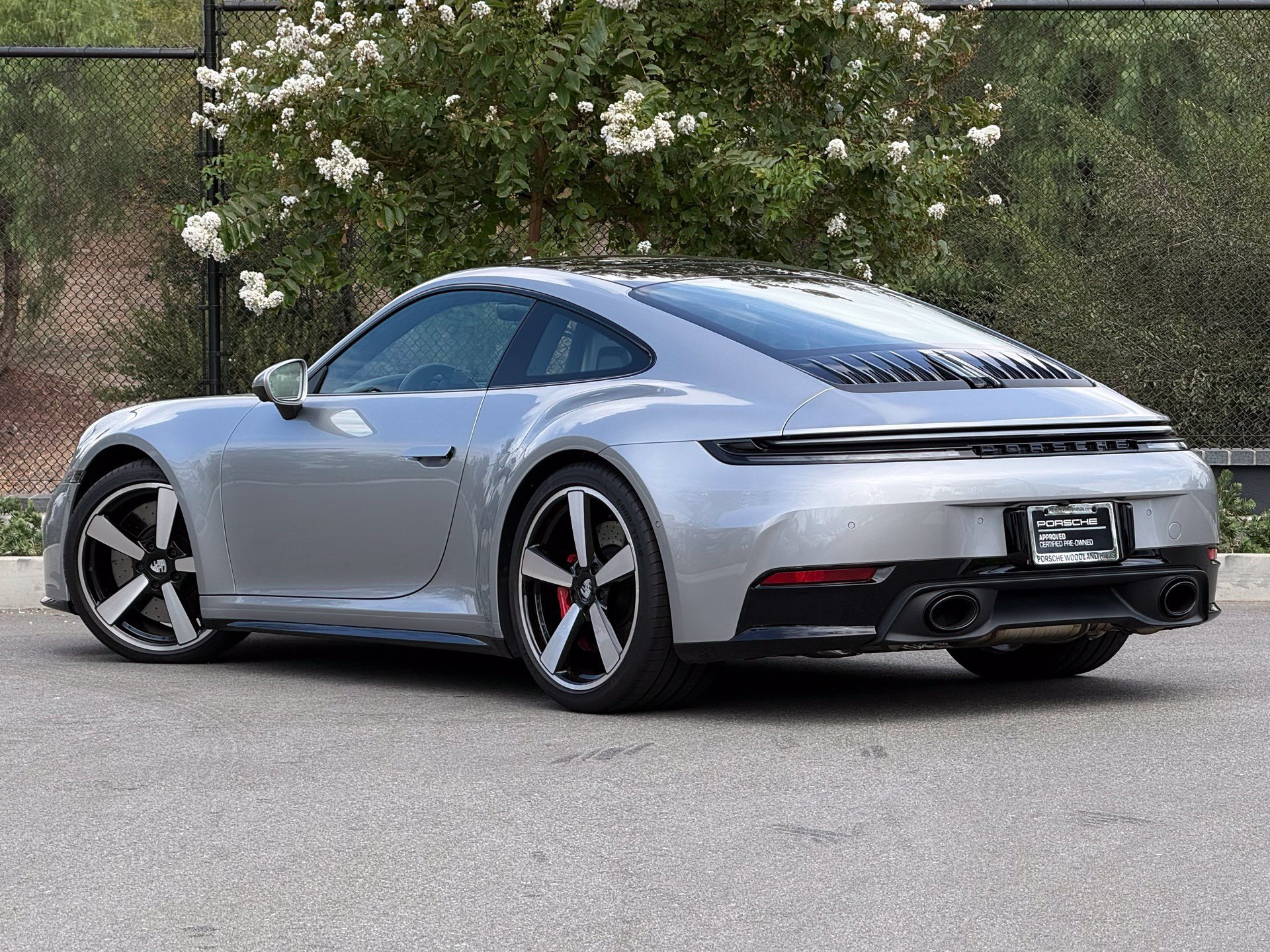 Certified 2025 Porsche 911 Carrera S RWD image 3