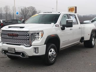 Used 2023 GMC Sierra 3500 Denali w/ Denali Ultimate Package video 3