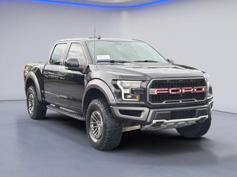 Used 2020 Ford F150 Raptor w/ Equipment Group 802A Luxury AWD/4WD image 5