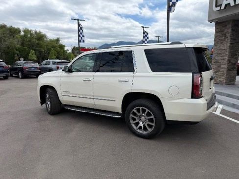 Used 2015 GMC Yukon Denali w/ Touring Package AWD/4WD image 5