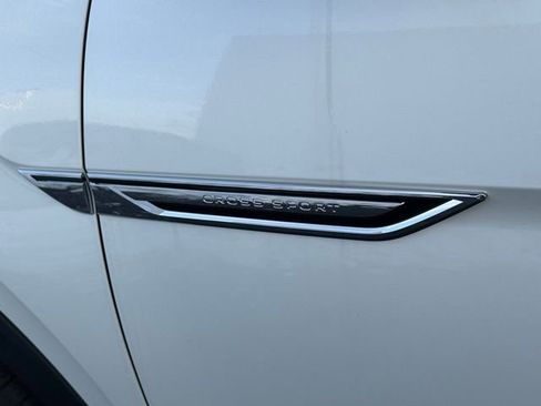New 2026 Volkswagen Atlas Cross Sport SE AWD/4WD image 12