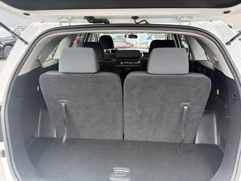 Used 2020 Kia Sorento L FWD image 8