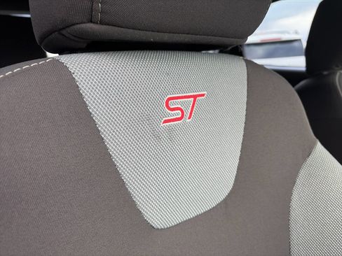 Used 2014 Ford Focus ST image 18