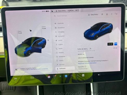 Used 2019 Tesla Model 3 Standard Range Plus image 3