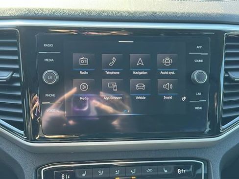 Used 2022 Volkswagen Atlas SE image 11