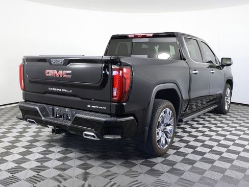 Used 2024 GMC Sierra 1500 Denali AWD/4WD image 4