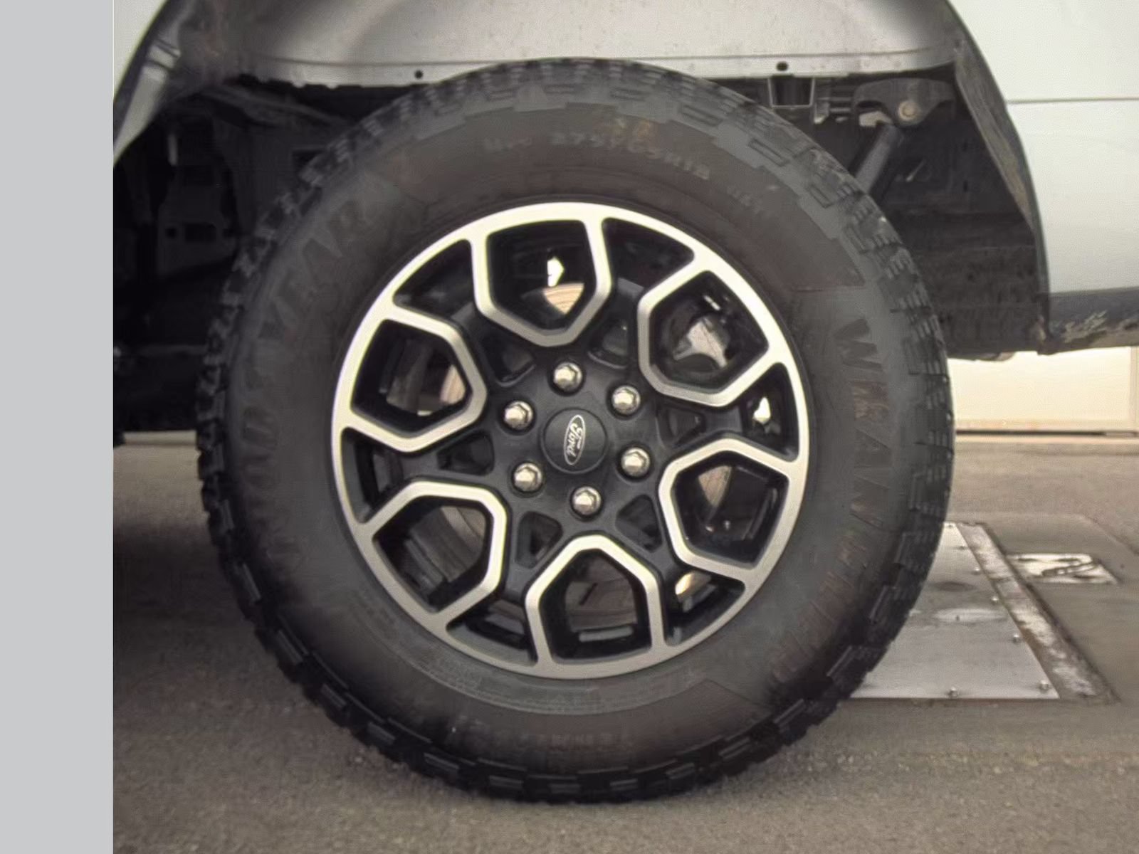 Used 2023 Ford F150 XLT w/ Equipment Group 302A High AWD/4WD image 13