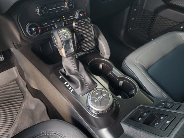 Used 2024 Ford Bronco Outer Banks AWD/4WD image 18